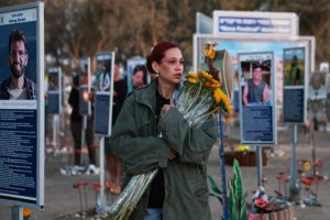 MASSIVE TRIBUTE: CROWDS HONOR VICTIMS OF OCTOBER 7 ATTACKS